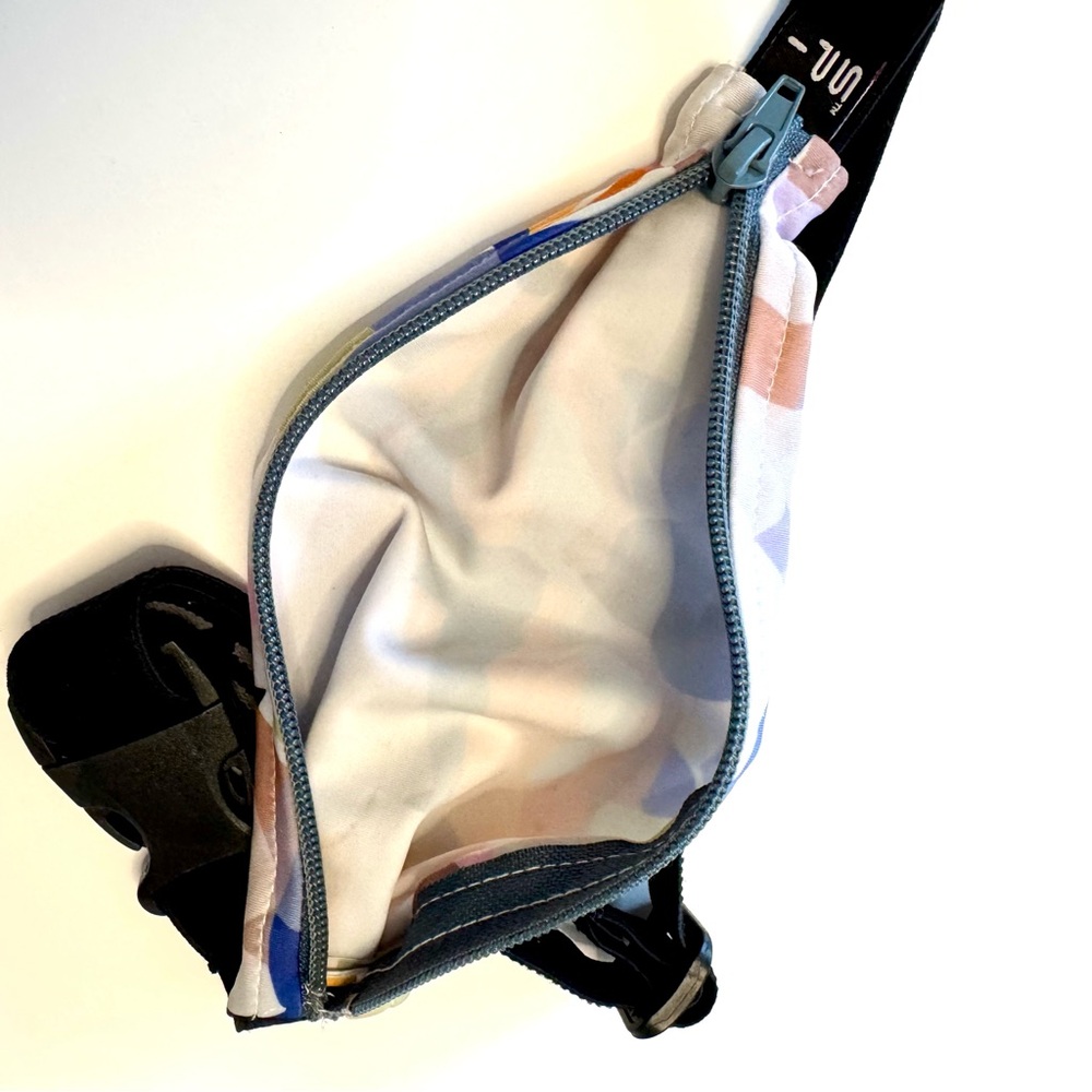 **SOLD** SPIbelt Running Belt - The Original Running Belt, Made in Texas, USA - Picture 7 of 8